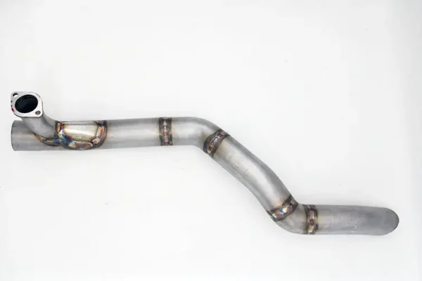 Right-hand Aft Exhaust Stack